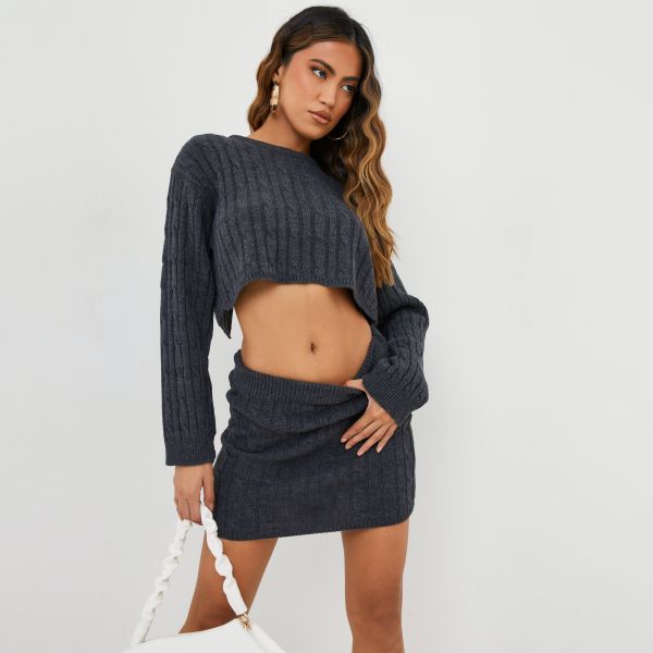 Long Sleeve Split Back Detail Cropped Jumper In Charcoal Cable Knit, Women's Size UK Small S