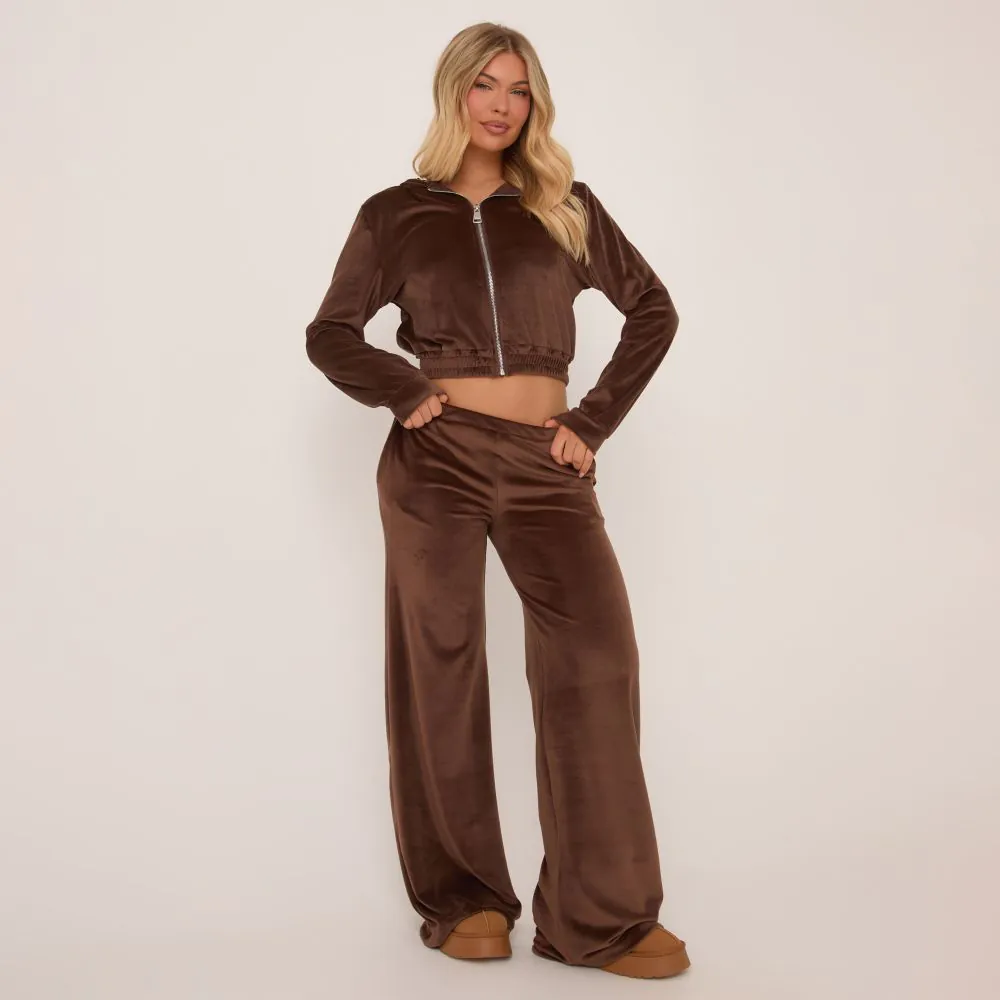 Low Rise Wide Leg Joggers In Brown Velour