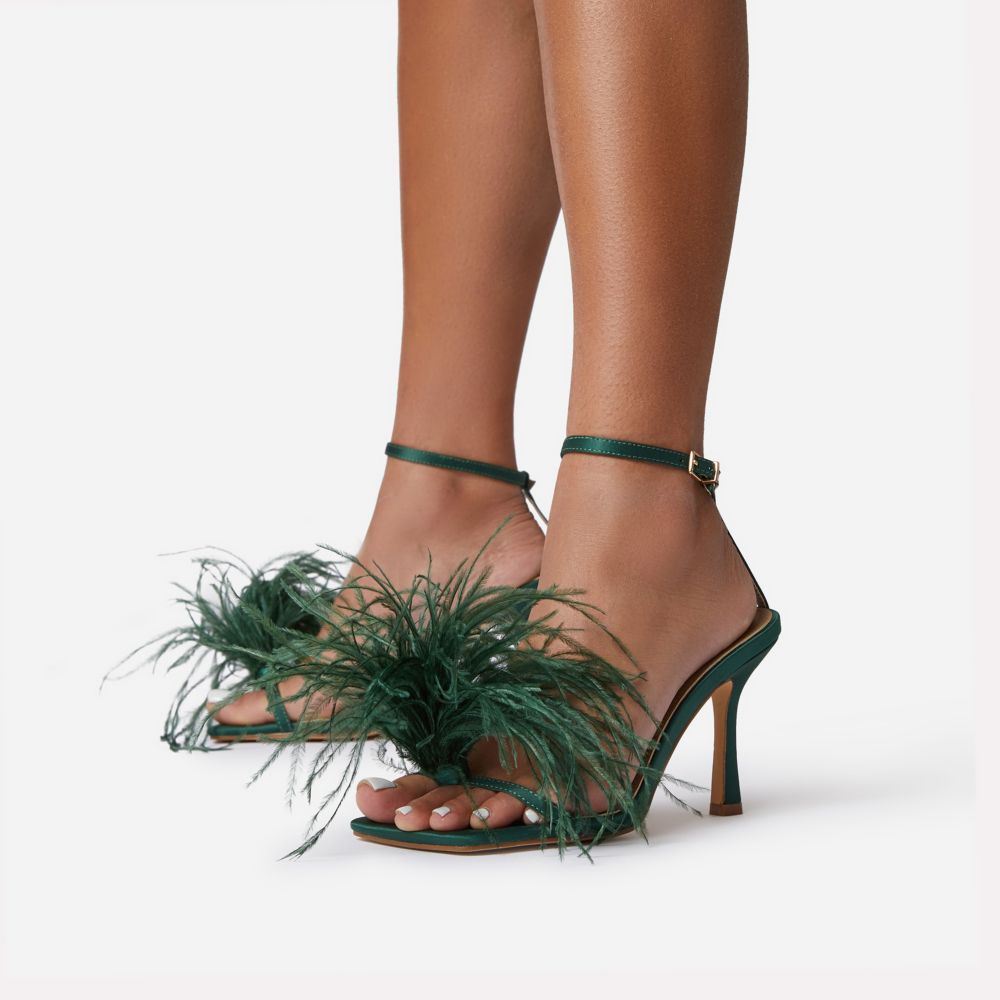 Shoes Womens Shoes Sandals Green feathers 